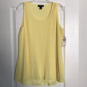 - 🍋 Lemon Yellow Flowy Top🍋